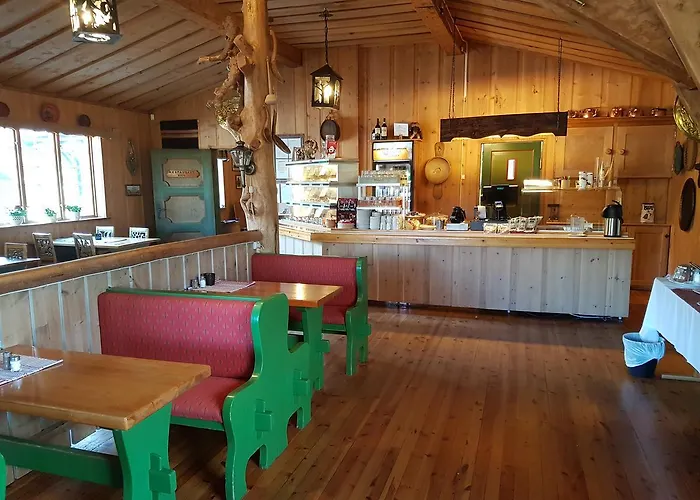 Semesterpark Dovregubbens Hall 3*