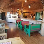 Dovregubbens Hall 3*